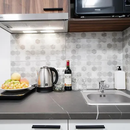 Apartamento Myfreedom поруч із метро чернігівська Kiev